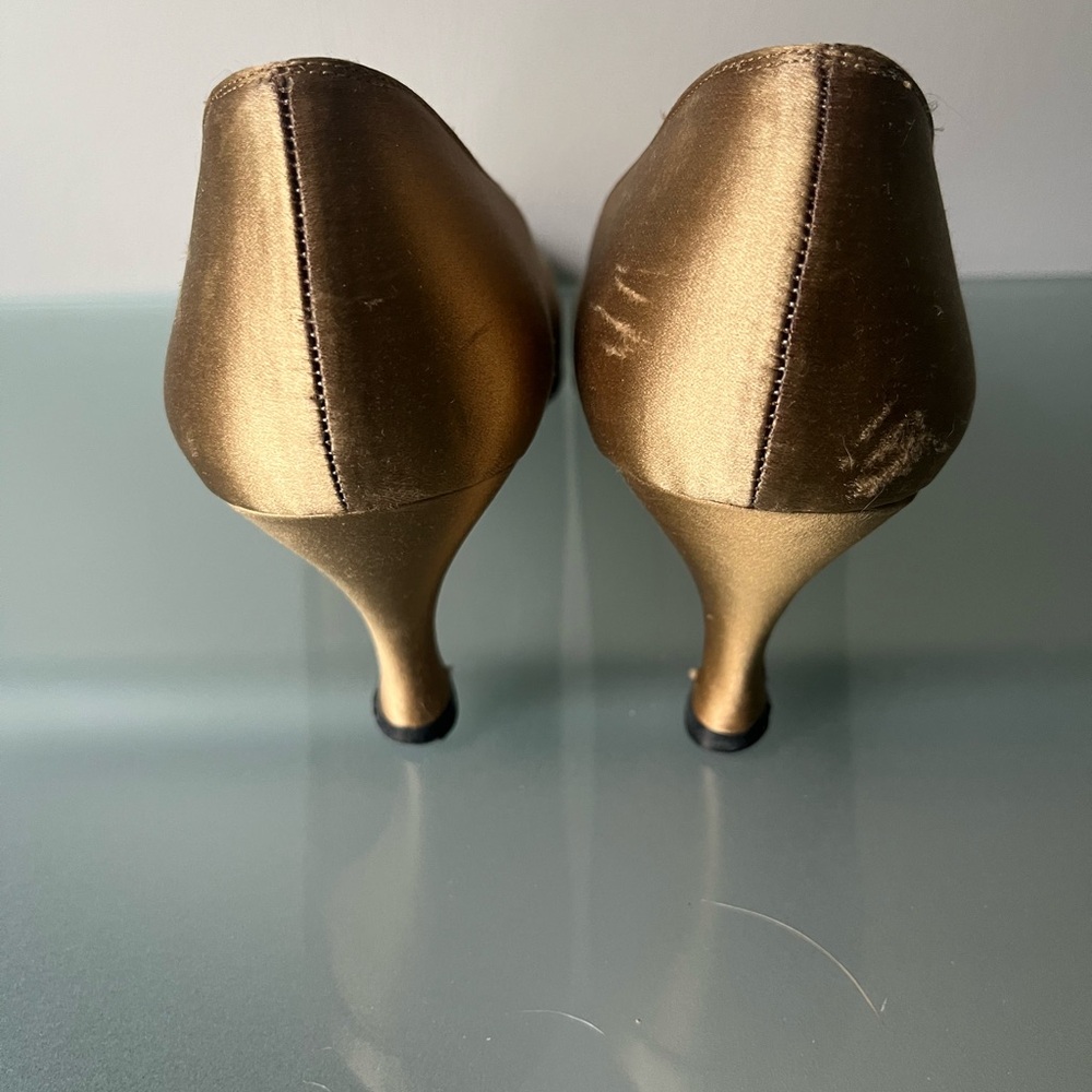 Salvatore Ferragamo Gold Heels with Intricate Design - Picture 3 of 12